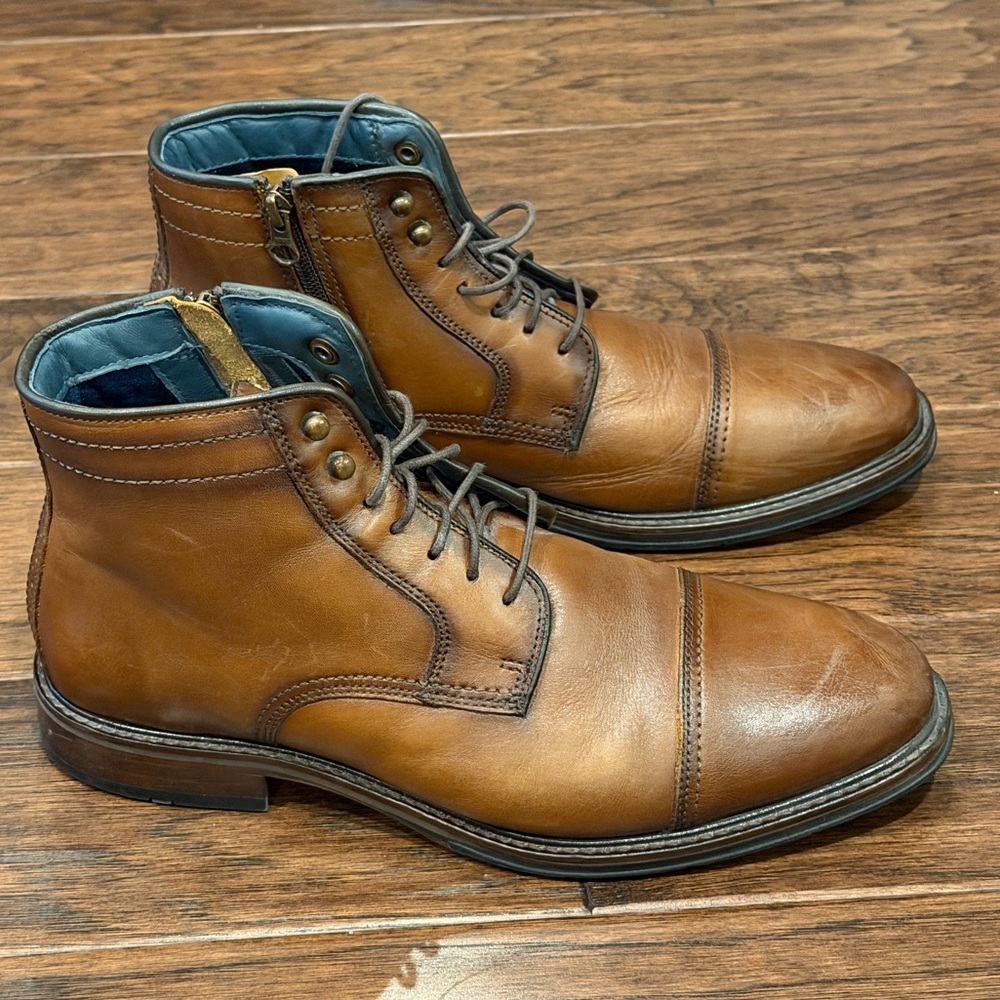 Johnston & Murphy XC Flex Raleigh Leather Cap Toe Boots, Size 9M